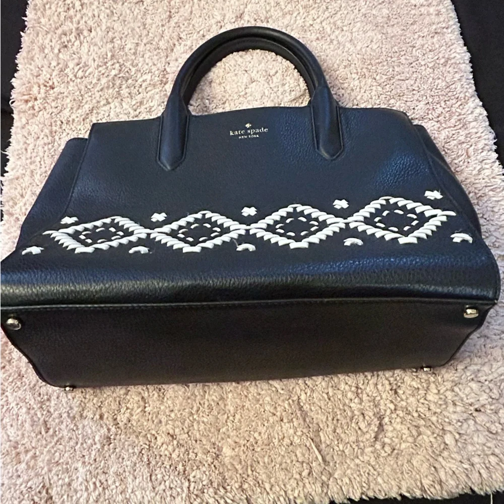 Kate Spade Black and White Satchel with Geometric Design - Picture 7 of 7